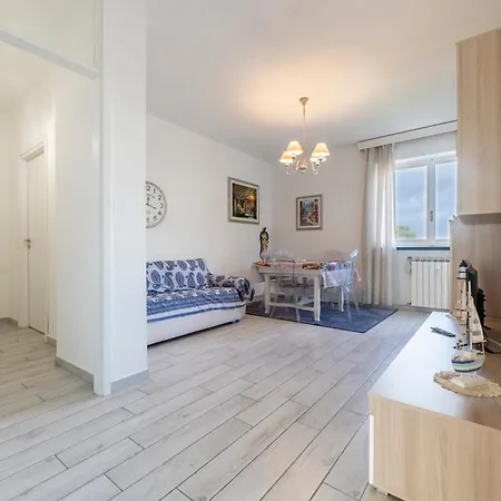 Apartment 281 - Casa Bouganville Sestri Levante, 12minuti A Piedi Dal Mare E Dal Centro